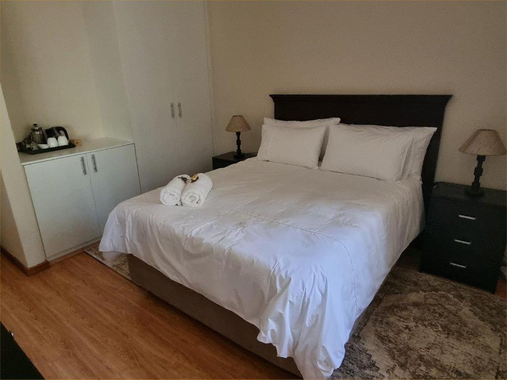 Cussonia Country Home Tierpoort ภายนอก รูปภาพ